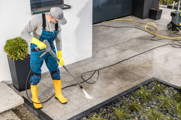 Best Garage Pressure Washing  in Templeton, CA